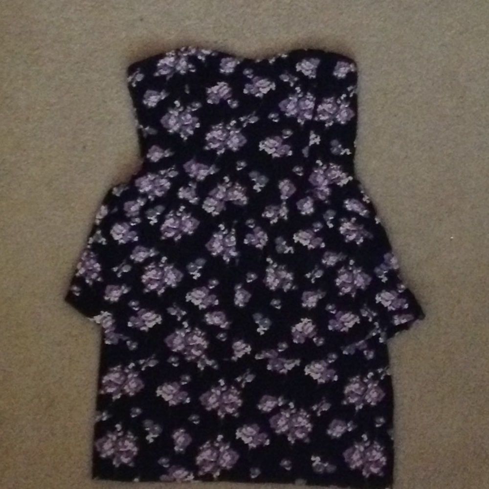 Strapless peplum dress